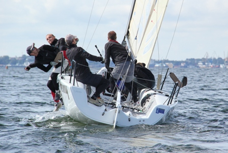 Lenny T�nu T�niste meeskonnaga - foto Piret Salmistu